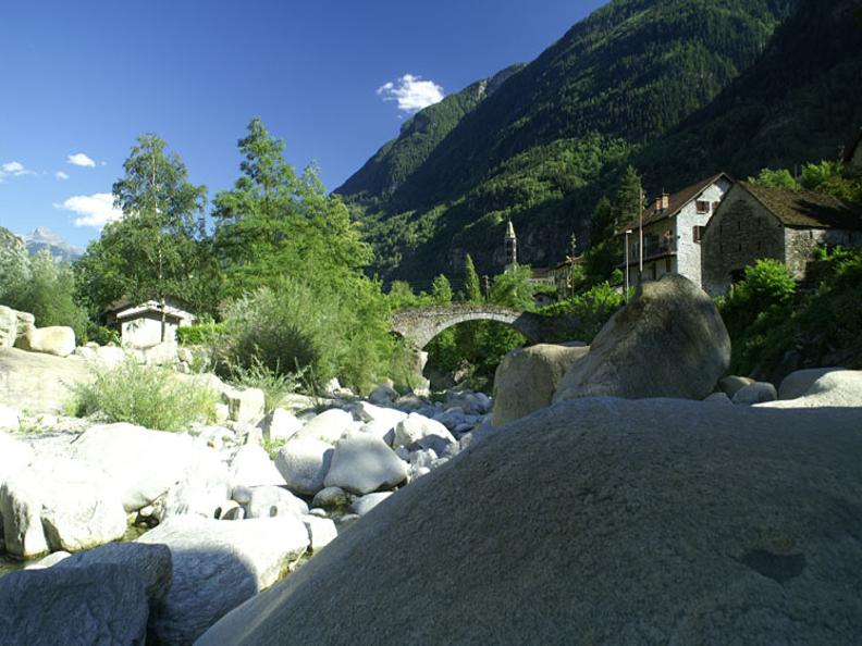 Image 1 - Giornico - Chironico - Giornico